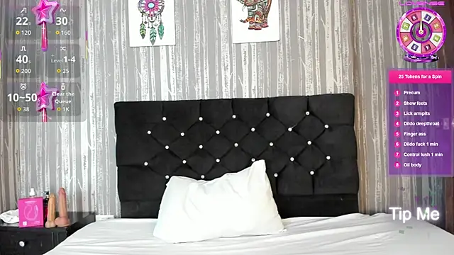 Hailey johnsonn online show from September 18, 1:09 pm