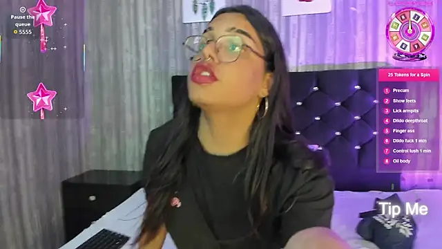 Hailey johnsonn online show from September 21, 4:49 pm