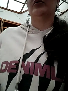 Aisha manzur online show from December 5, 5:36 pm