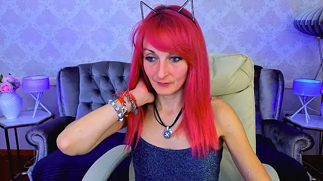 BrandyBloom online show from October 29, 8:11 pm