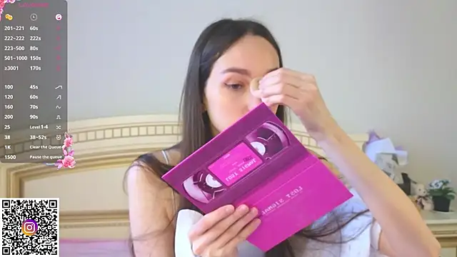 SoftieDream online show from December 4, 6:26 am