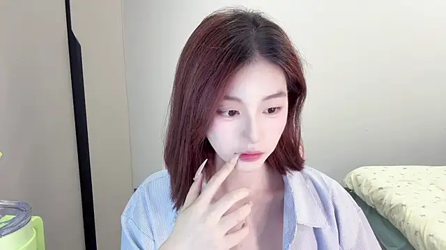 Snapshot of Cookie-oo chatting on September 26, 2:58 pm Cookie-oo online show from September 26, 2:58 pm