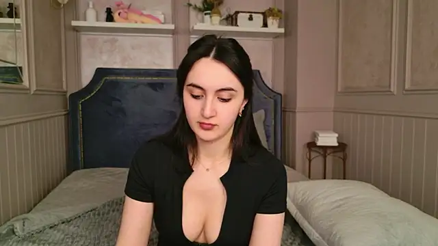 Elizabeth Meyer online show from February 19, 9:31 am