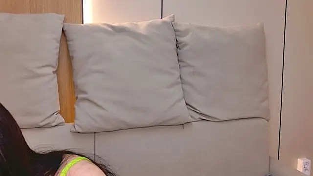 Elizabeth Meyer online show from April 6, 5:30 am