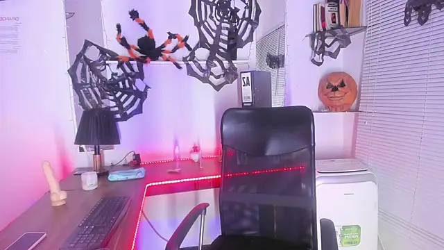 IviMillerxh online show from October 23, 12:33 pm