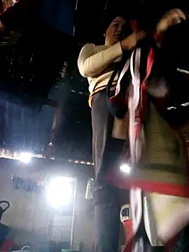 Bliss rose online show from December 19, 7:55 am