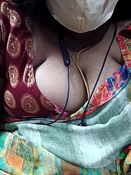 TAMIL ELAKKIYA online show from February 7, 7:51 pm