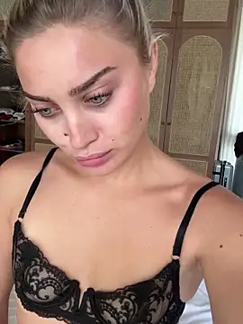 auriangel online show from December 14, 4:29 am