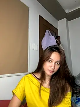 LanySylvia online show from November 17, 5:13 pm