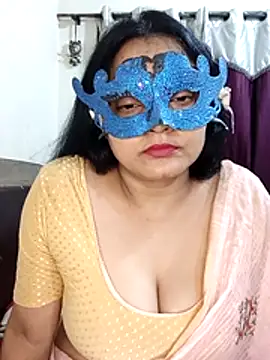 MEERAcle online show from March 21, 4:56 pm