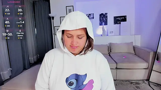 Laureen se online show from February 3, 6:40 am