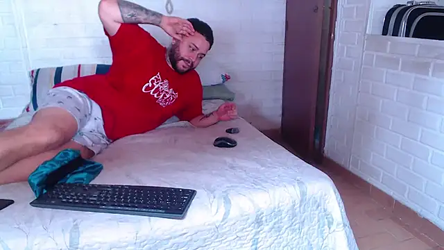 lucyymaximo online show from November 23, 4:30 pm