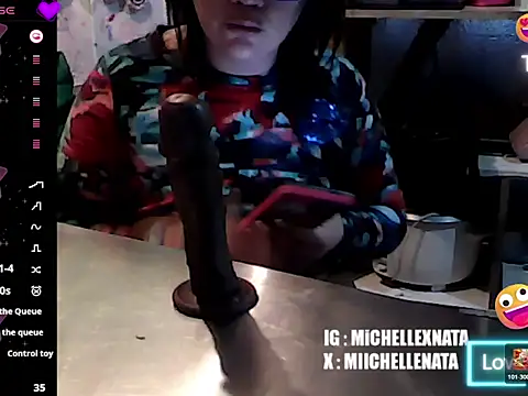 miichellemalvoa online show from June 23, 4:54 am
