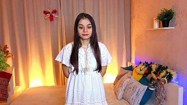 Leila Hefner online show from December 5, 2:55 am