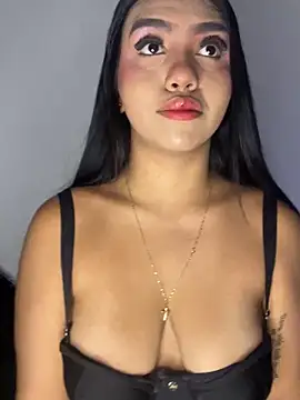 Michelle johnson  online show from December 22, 7:39 pm