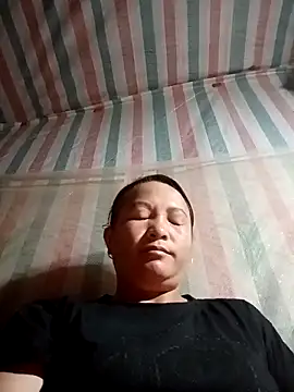 Love-Mama33 online show from October 20, 9:40 pm