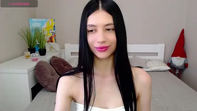 SelinLi online show from May 28, 8:23 am