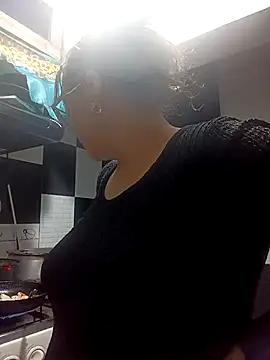 Lady 16 online show from February 21, 2:34 am