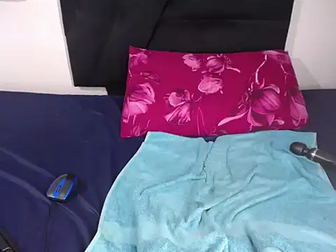 sexysupperboobsyy online show from November 29, 2:37 am