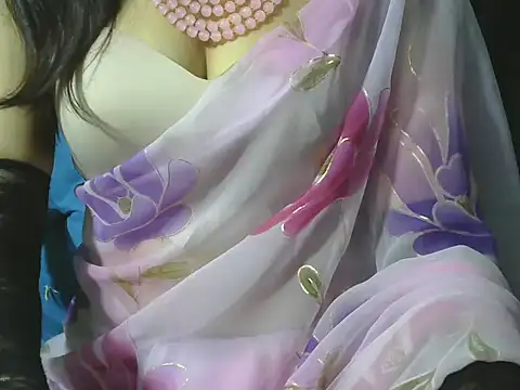 sheetal-sheetal95 online show from June 13, 7:33 pm