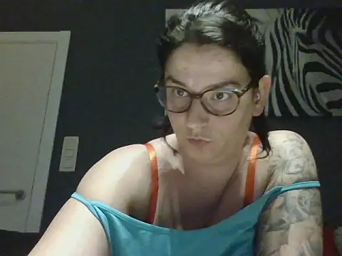 hottyFcup online show from January 15, 7:20 pm