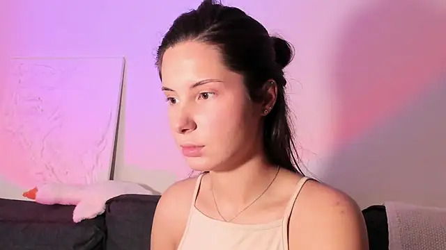 Snapshot of emma_craftt chatting on September 11, 10:59 am emma craftt online show from September 11, 10:59 am