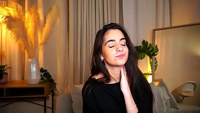 miilky wayy online show from November 26, 5:14 pm