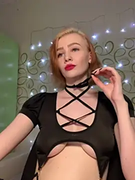 Steffy Red Candy online show from May 20, 8:50 pm