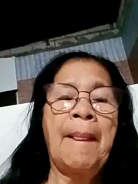 Snapshot of Sweet-Lita50 chatting on October 27, 1:17 pm Sweet-Lita50 online show from October 27, 1:17 pm