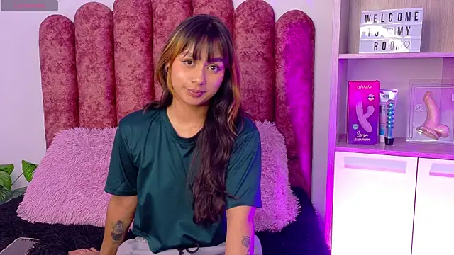 Conejita 420 online show from November 28, 9:29 pm