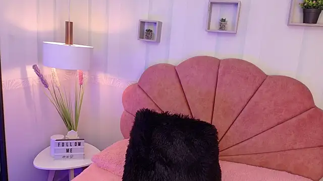 Snapshot of Conejita_420 chatting on October 15, 9:06 pm Conejita 420 online show from October 15, 9:06 pm