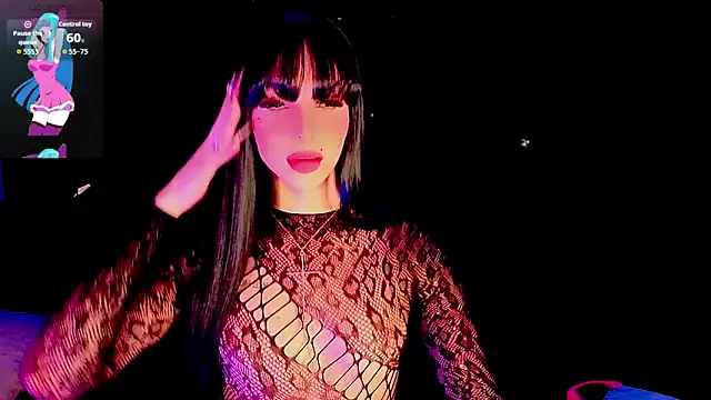 Snapshot of Makaela_Haddad chatting on November 1, 1:54 am Makaela Haddad online show from November 1, 1:54 am