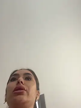 KaseyQuinn  online show from November 1, 9:46 am