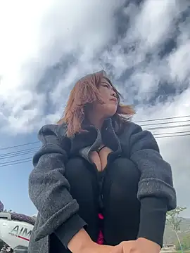 feifei 521 online show from October 25, 6:21 am