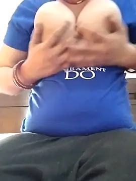 rani8008 online show from March 6, 2:06 am