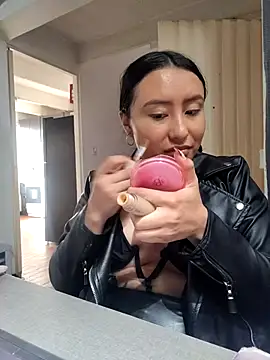 Venus Rivers online show from November 12, 1:20 pm