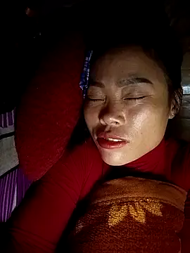 CoMay003 online show from November 13, 5:23 pm