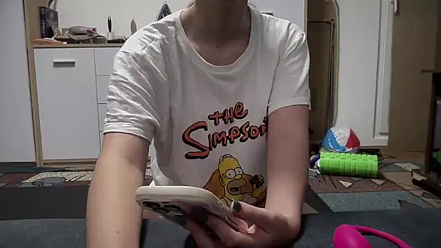 Snapshot of Rosea_Lune chatting on September 18, 5:55 pm Rosea Lune online show from September 18, 5:55 pm