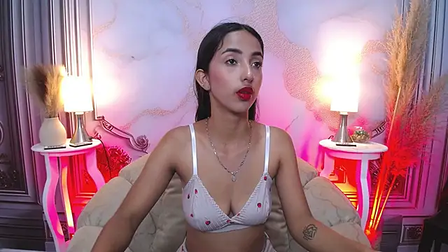 MilkyLally online show from November 4, 12:43 pm