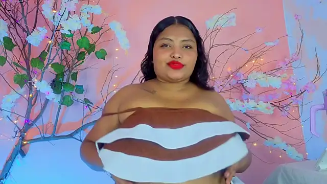 Cristal hott1 online show from February 18, 8:19 pm