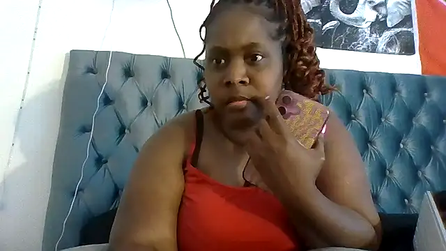 hotchocolate41 online show from March 28, 11:25 pm