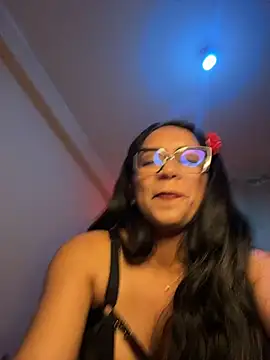 princesaliay online show from February 26, 10:25 am