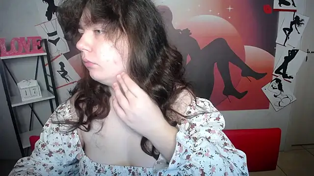 NeonilaLisova online show from November 20, 6:14 am