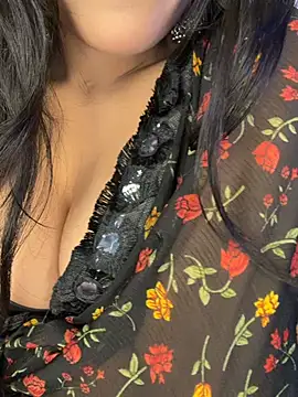 KARISHMA-STRIP online show from March 22, 7:42 pm