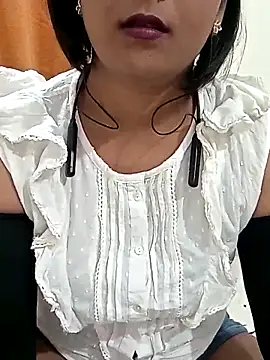 Queen Kushi4 online show from April 8, 4:31 pm