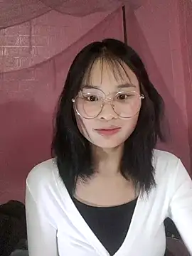 saronla 03 online show from February 7, 4:44 pm