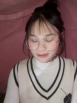 saronla 03 online show from February 9, 4:20 pm