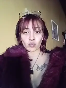 Bambiihxxx online show from July 7, 2:03 am