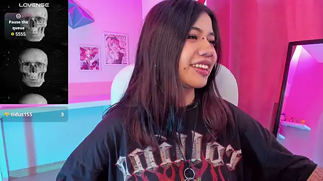 Snapshot of pinkk_deemon chatting on September 17, 1:42 pm pinkk deemon online show from September 17, 1:42 pm