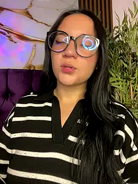 sara roy04  online show from September 26, 4:43 am